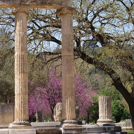 Olympia House Dionisos And Dimitra Iii