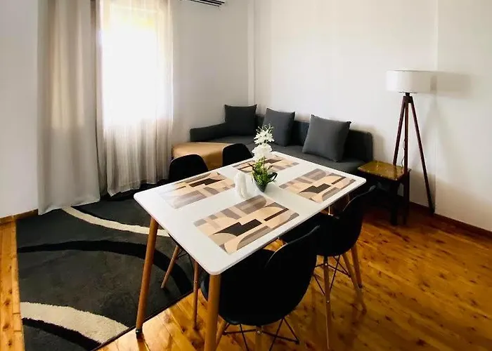 Olympia House Dionisos And Dimitra Iii